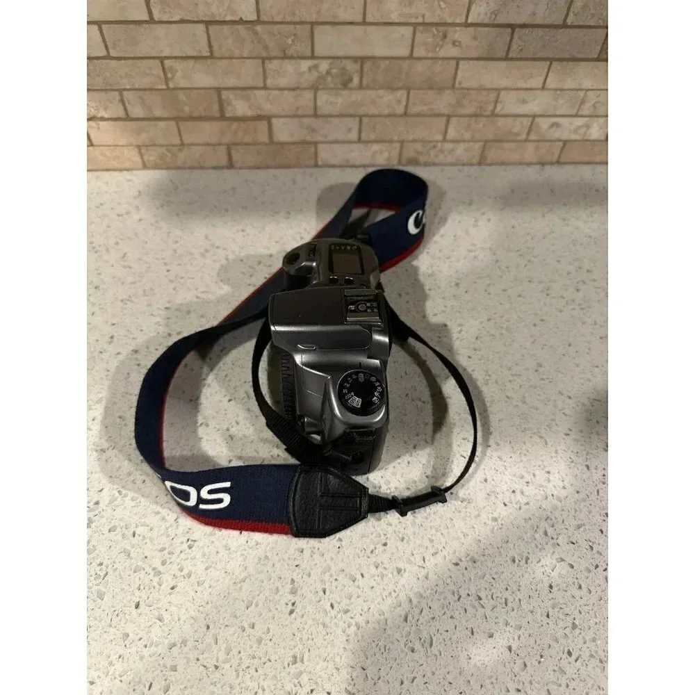 Canon EOS Rebel G11 35mm film‎ camera b1